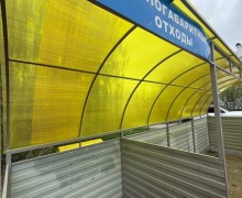 Управляющая компания ДЕЗ обновляет контейнерный площадки, которые находятся под их управлением