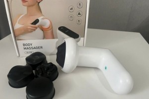 Массажеры для тела и вакуумный — почти новые, цена за комплект