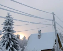 По сообщению синоптиков, 18 марта прогнозируется снег с налипанием на провода, гололед