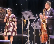 Афро-американский вокал и русский квартет создают музыкальную магию!