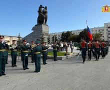 В Екатеринбурге состоялся автопробег «Броня крепка и танки быстры», посвящённый празднованию Дня танкиста и 105-летию отечественного танкостроения
