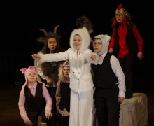 Театр школы №3 получил диплом I степени фестиваля Зелёный мандарин