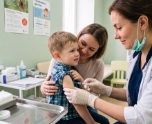 В Белоярской ЦРБ начали делать прививки от клещевого энцефалита детям