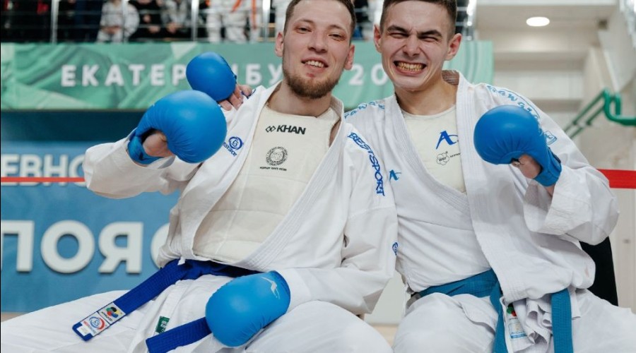 На турнире Малахитовый пояс сборная Свердловской области одержала победу над сборной мира