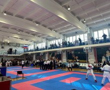 Юные зареченские каратисты начали сезон с 12 медалей