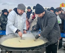 В нашем фоторепортаже – веселая Масленица в городах Свердловской области!
