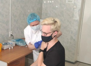Почти 200 тысяч доз вакцины от клещевого энцефалита закуплено в Свердловской области с начала 2026 года