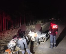 В Заречном задержали двух мотоциклистов, управлявших мопедами без прав