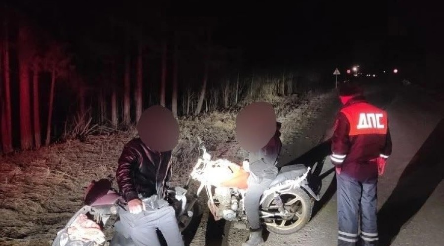 В Заречном задержали двух мотоциклистов, управлявших мопедами без прав